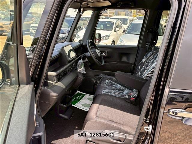 Honda N BOX CUSTOM 2024-09 6816170-3