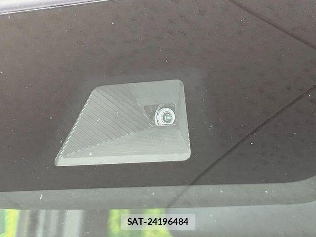 Honda N BOX CUSTOM 2022-07 6816162-6