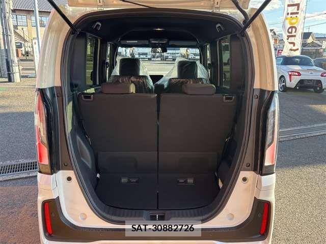 Honda N BOX CUSTOM 2026-02 6909930-12