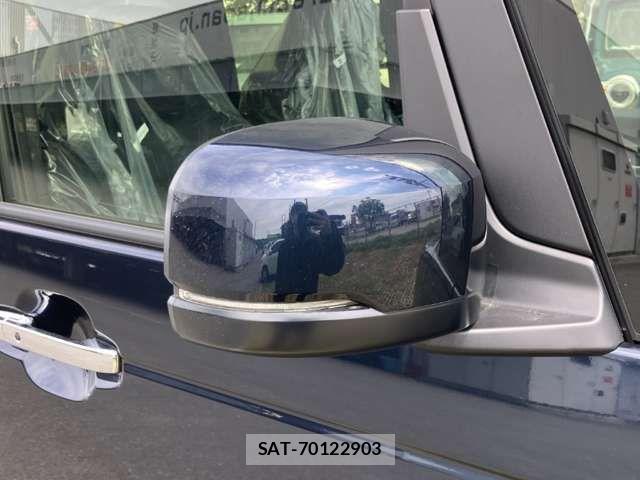 Honda N BOX CUSTOM 2026-03 6909895-13