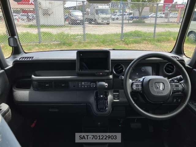 Honda N BOX CUSTOM 2026-03 6909895-16