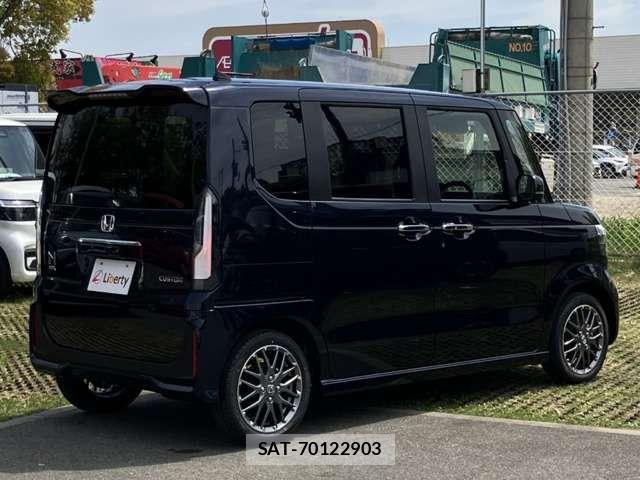 Honda N BOX CUSTOM 2026-03 6909895-7