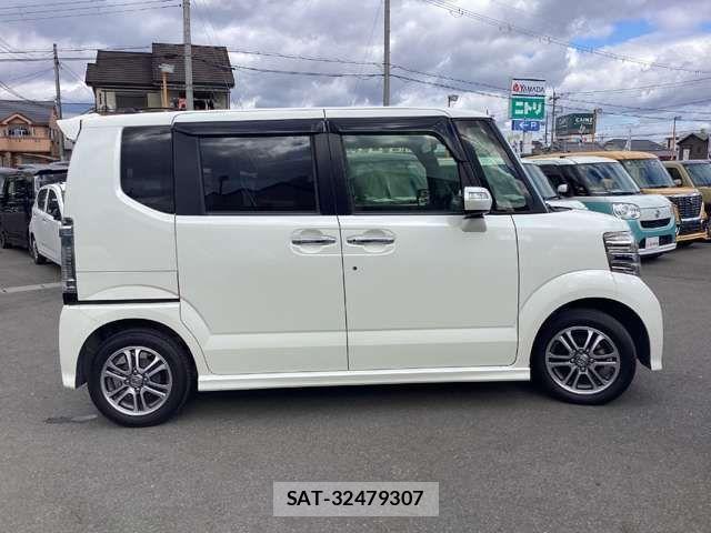 Honda N BOX CUSTOM 2016-01 6910168-8