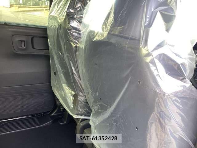 Honda N BOX CUSTOM 2026-01 6909905-15