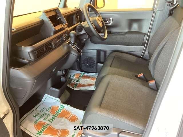 Honda N BOX CUSTOM 2026-02 6909958-13