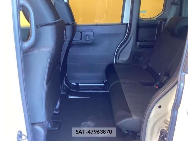 Honda N BOX CUSTOM 2026-02 6909958-14