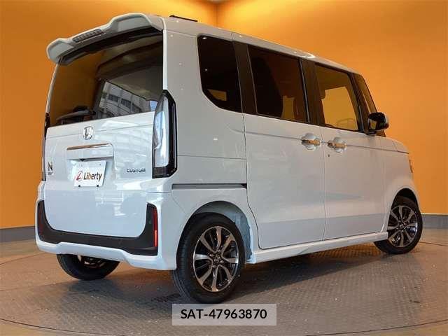 Honda N BOX CUSTOM 2026-02 6909958-7