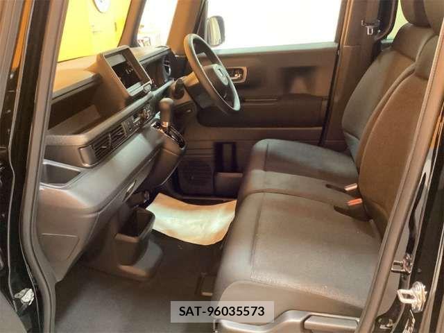 Honda N BOX CUSTOM 2025-11 6910026-12
