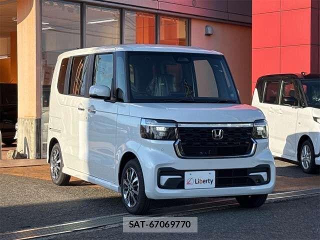 Honda N BOX CUSTOM 2026-01 6909928-7