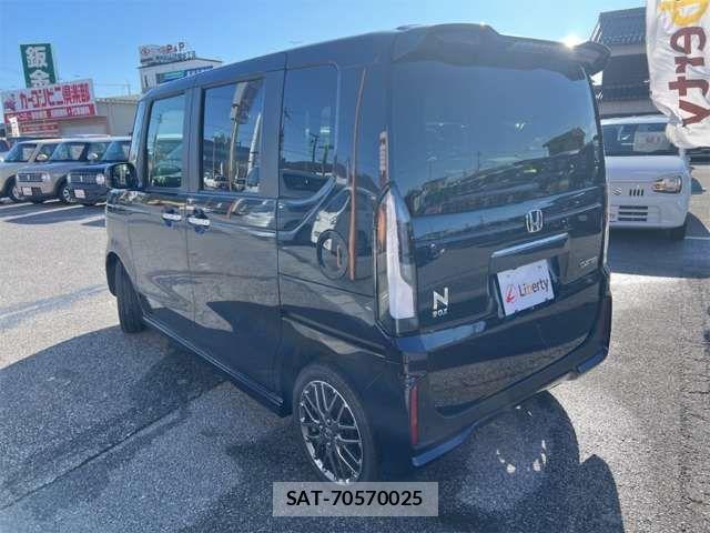 Honda N BOX CUSTOM 2025-11 6902795-9