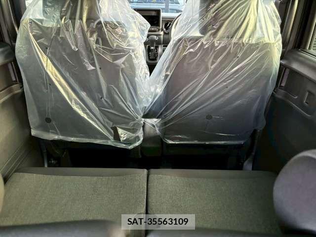 Honda N BOX CUSTOM 2025-12 6910059-4