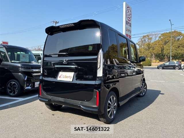 Honda N BOX CUSTOM 2026-02 6909975-4