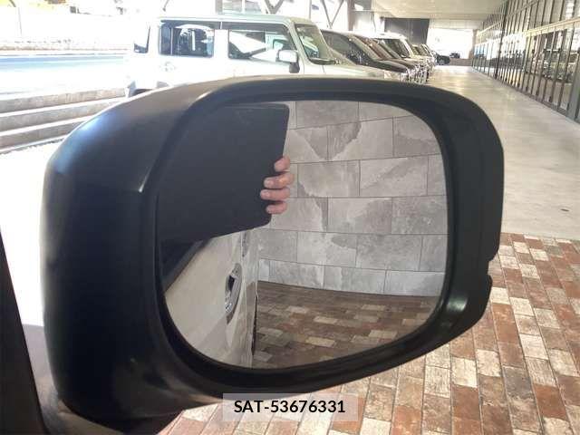 Honda N BOX CUSTOM 2019-03 6910084-17