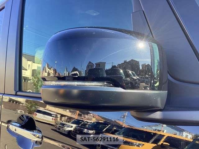 Honda N BOX CUSTOM 2025-12 6910018-17