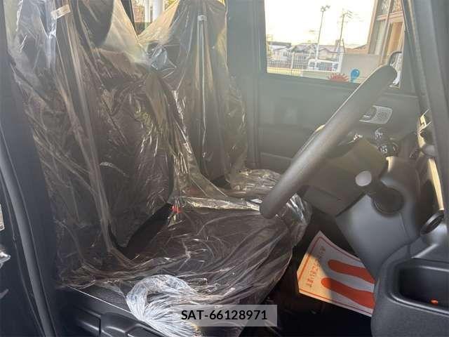 Honda N BOX CUSTOM 2025-10 6909918-13