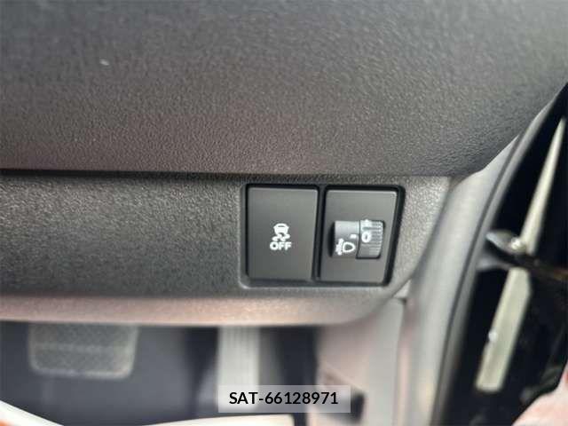 Honda N BOX CUSTOM 2025-10 6909918-19