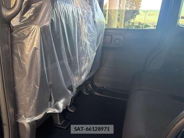 Honda N BOX CUSTOM 2025-10 6909918-6