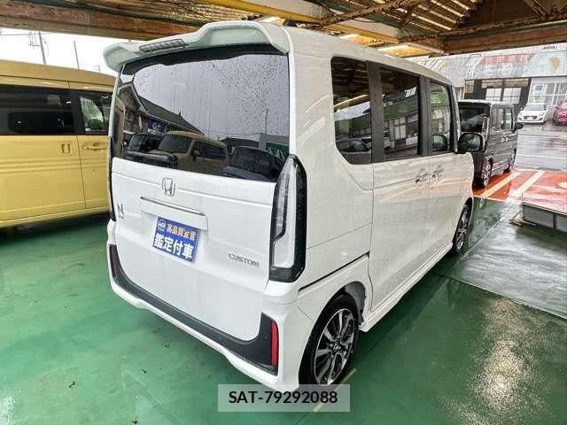 Honda N BOX CUSTOM 2026-03 6909979-11