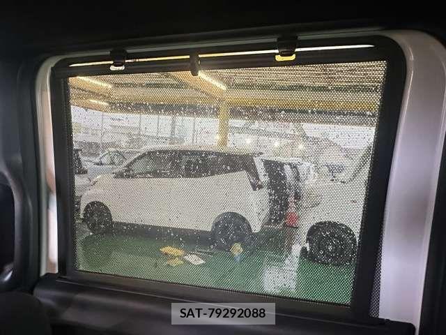 Honda N BOX CUSTOM 2026-03 6909979-5