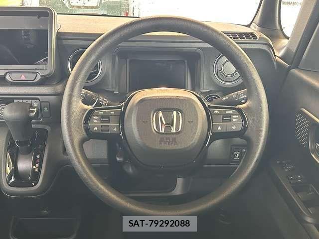 Honda N BOX CUSTOM 2026-03 6909979-7