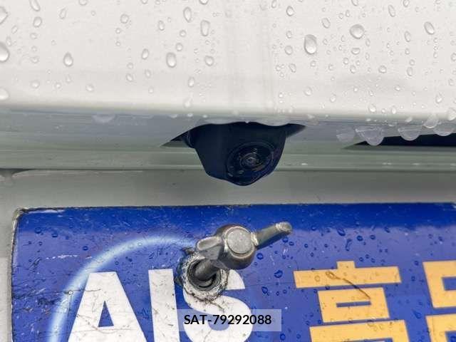 Honda N BOX CUSTOM 2026-03 6909979-8