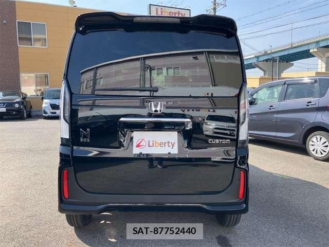 Honda N BOX CUSTOM 2026-03 6909988-10