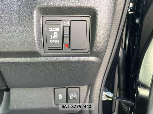 Honda N BOX CUSTOM 2026-03 6909988-19