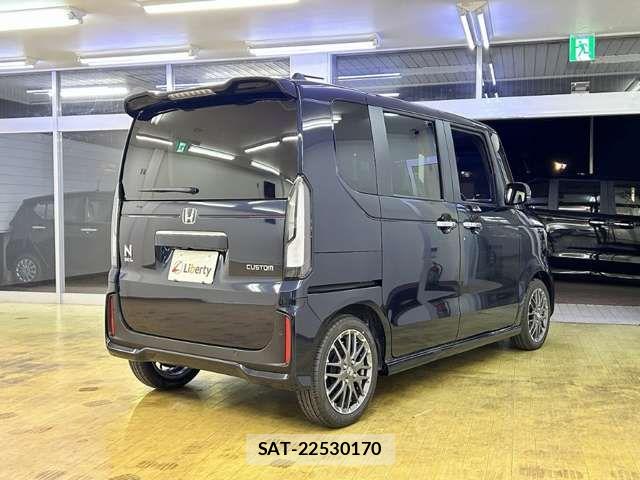 Honda N BOX CUSTOM 2025-11 6909896-17
