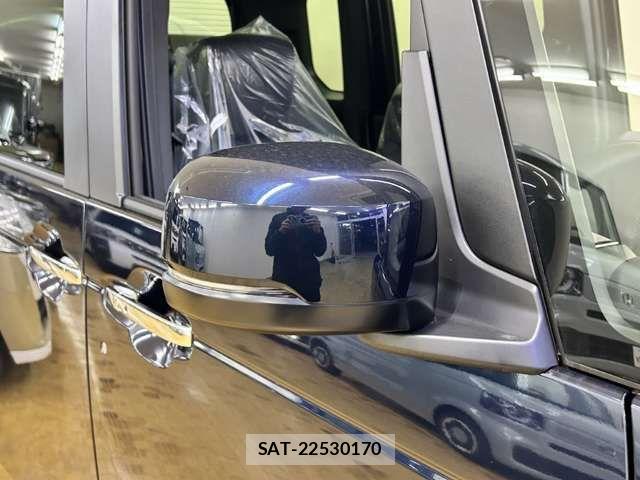 Honda N BOX CUSTOM 2025-11 6909896-8