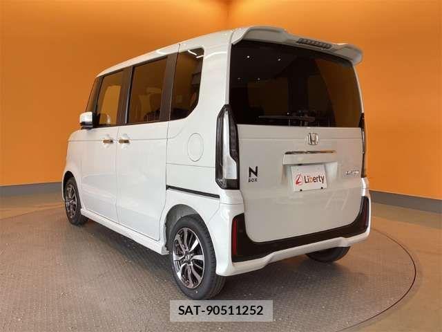 Honda N BOX CUSTOM 2026-01 6909938-9