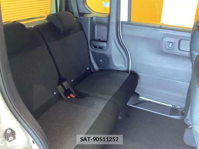 Honda N BOX CUSTOM 2026-01 6909938-18