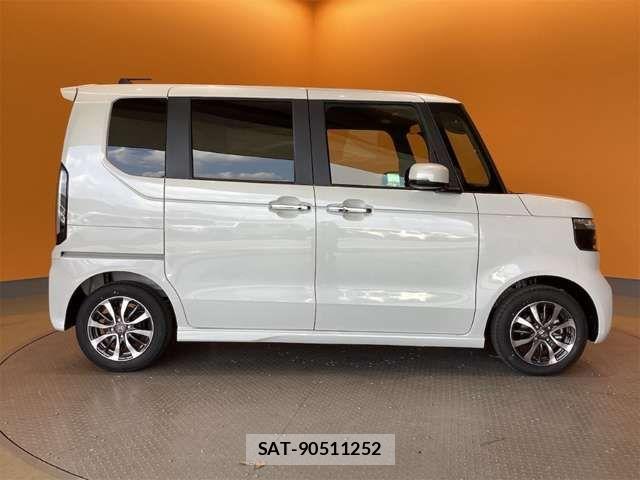 Honda N BOX CUSTOM 2026-01 6909938-6