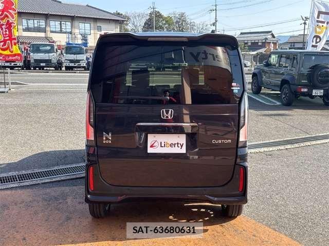 Honda N BOX CUSTOM 2023-10 6910042-10