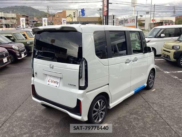Honda N BOX CUSTOM 2026-03 6909989-4