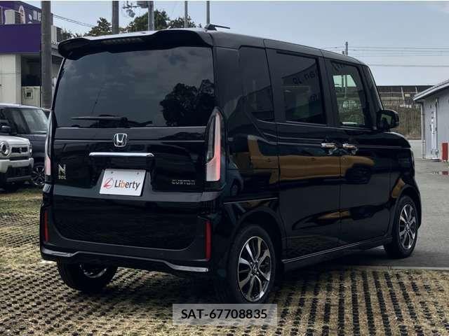 Honda N BOX CUSTOM 2026-02 6909940-7