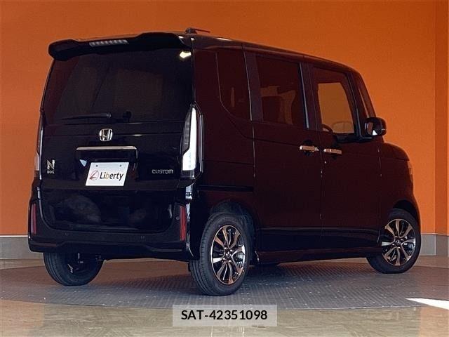 Honda N BOX CUSTOM 2025-08 6903122-10