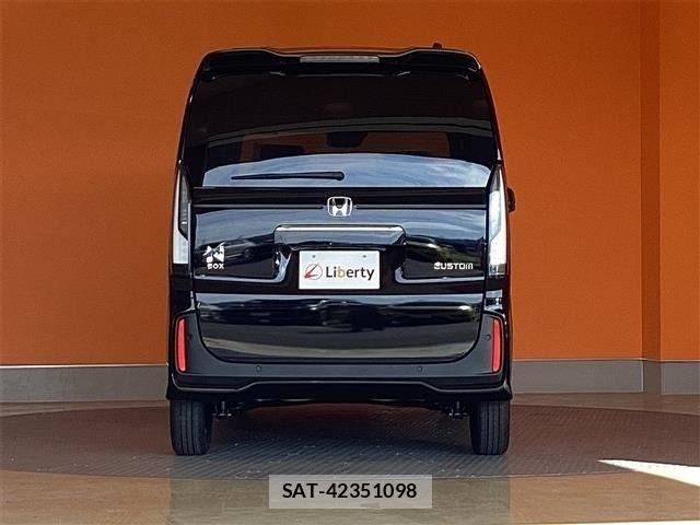 Honda N BOX CUSTOM 2025-08 6903122-11