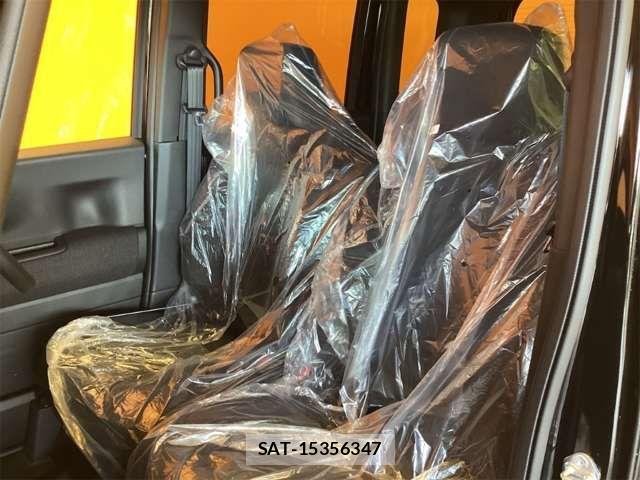 Honda N BOX CUSTOM 2026-02 6909973-18