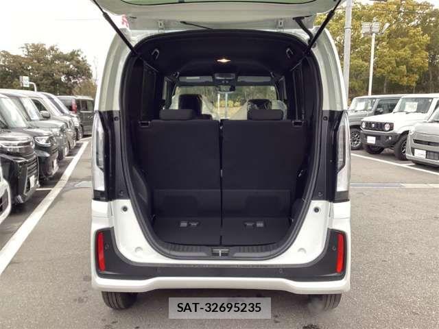 Honda N BOX CUSTOM 2026-01 6909915-16