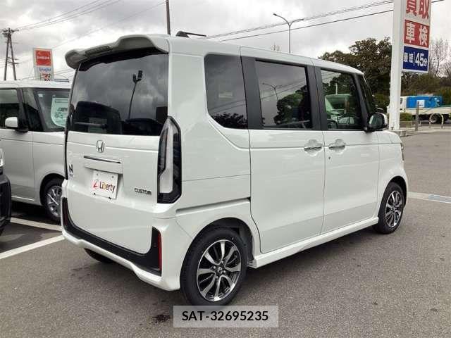 Honda N BOX CUSTOM 2026-01 6909915-4