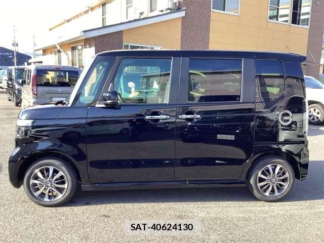 Honda N BOX CUSTOM 2025-11 6909994-8