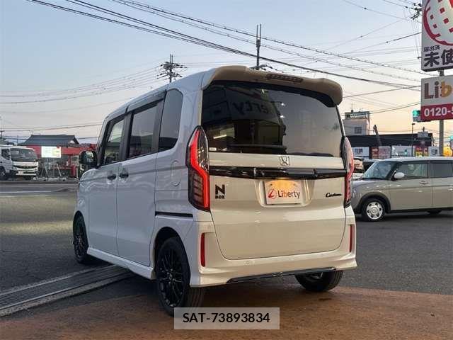 Honda N BOX CUSTOM 2022-06 6910046-11