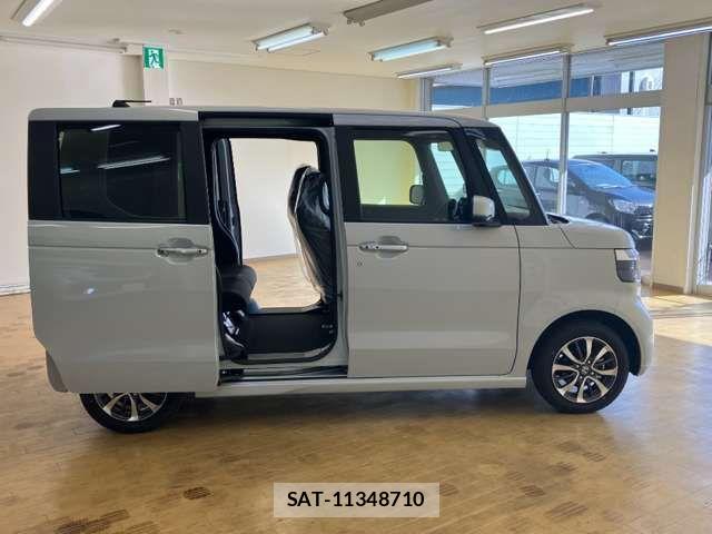 Honda N BOX CUSTOM 2025-06 6909901-14