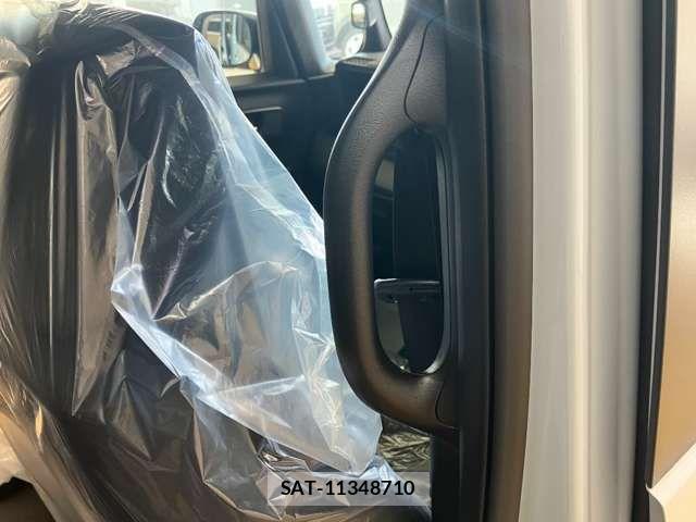 Honda N BOX CUSTOM 2025-06 6909901-16