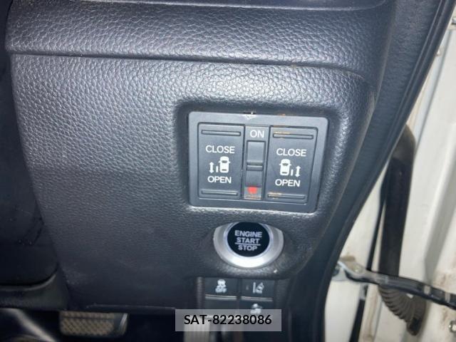 Honda N BOX CUSTOM 2018-10 6910183-9