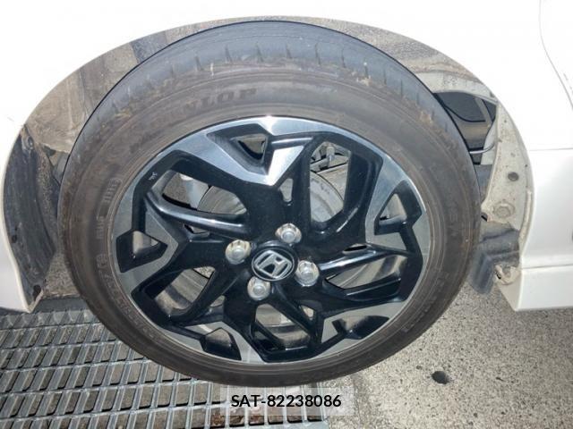 Honda N BOX CUSTOM 2018-10 6910183-4