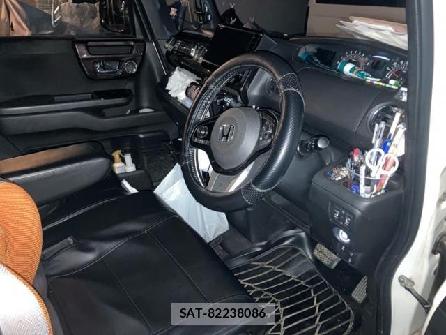 Honda N BOX CUSTOM 2018-10 6910183-8
