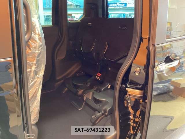 Honda N BOX CUSTOM 2025-11 6910044-19