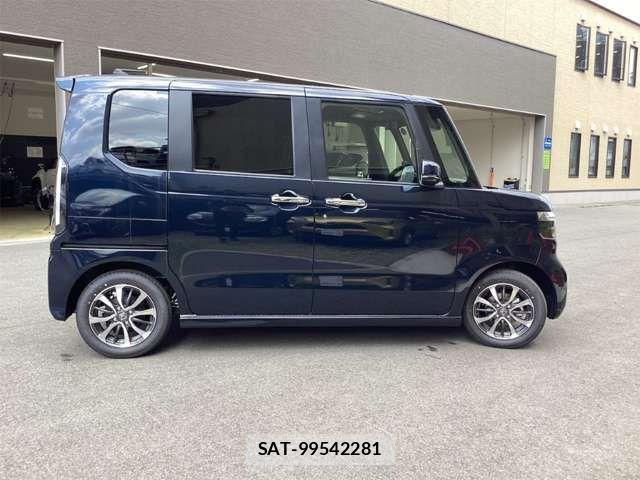 Honda N BOX CUSTOM 2026-03 6909997-17