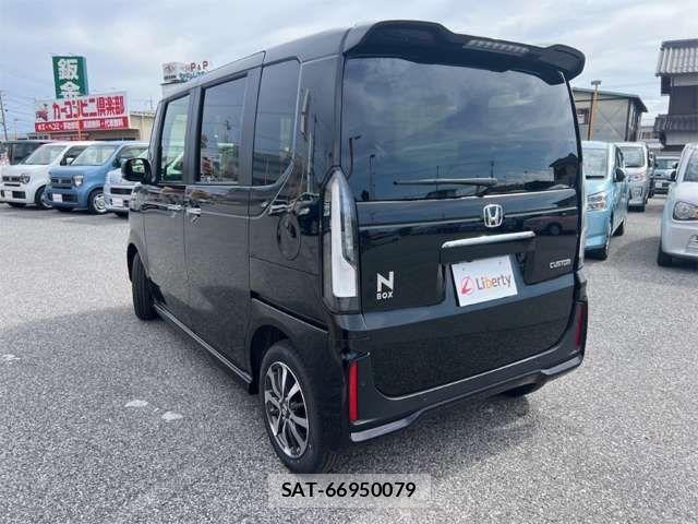 Honda N BOX CUSTOM 2026-03 6909978-9